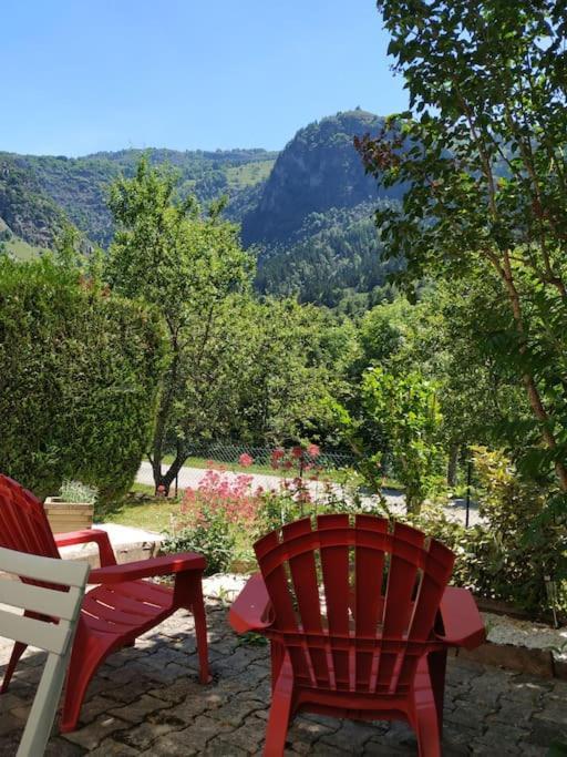 Appartement Rez De Jardin Montee De L'Alpe D'Huez La Garde  Bagian luar foto