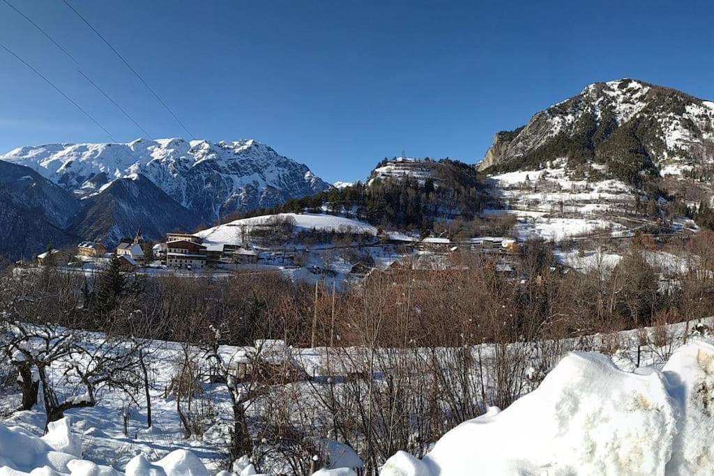 Appartement Rez De Jardin Montee De L'Alpe D'Huez La Garde  Bagian luar foto