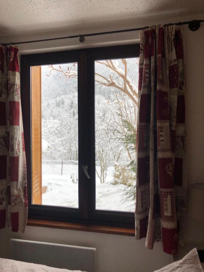 Appartement Rez De Jardin Montee De L'Alpe D'Huez La Garde  Bagian luar foto