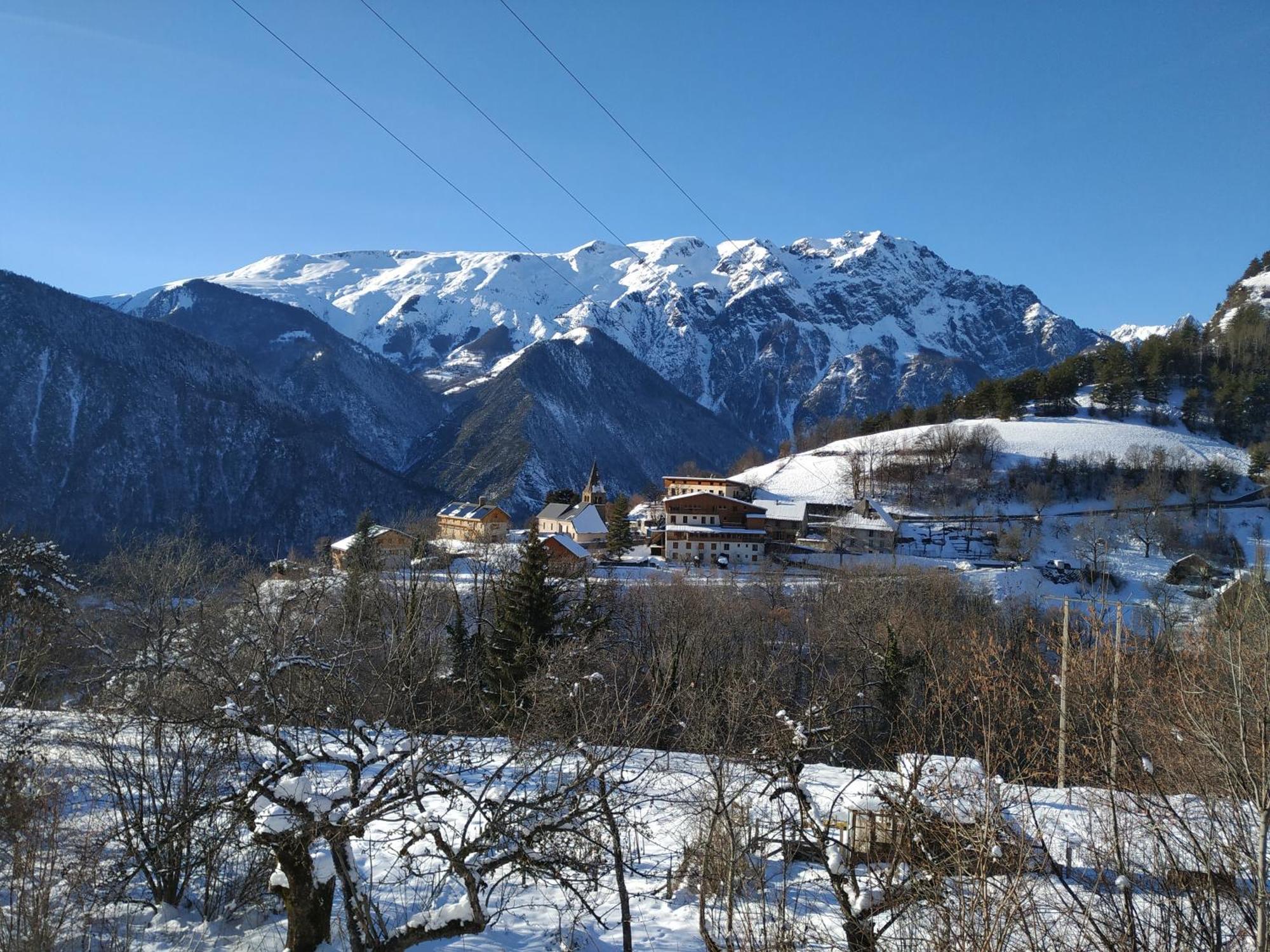 Appartement Rez De Jardin Montee De L'Alpe D'Huez La Garde  Bagian luar foto
