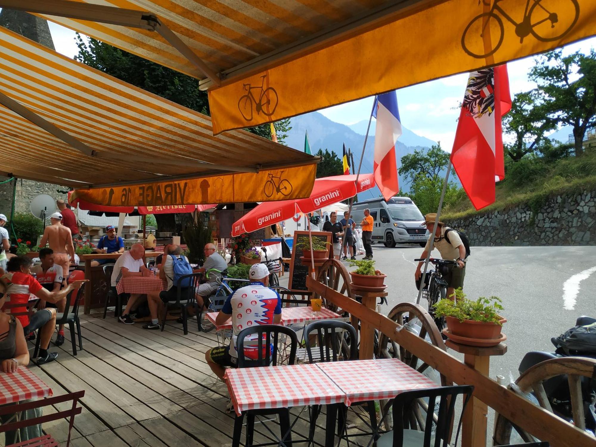 Appartement Rez De Jardin Montee De L'Alpe D'Huez La Garde  Bagian luar foto